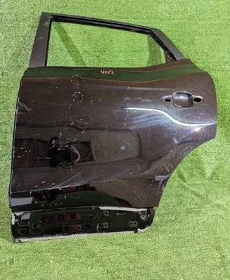 MG ZS Rear door 