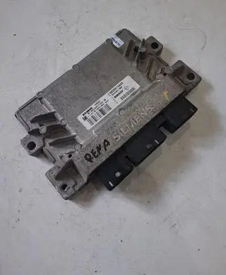 Renault Clio III Engine control unit/module ECU 8200414422