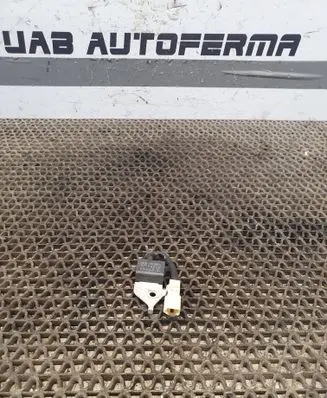 Toyota Avensis T250 Sensor 9008088002