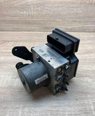 Volkswagen PASSAT B7 ABS Pump 3AA614109M 17654032