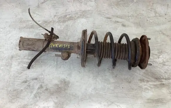 Toyota Avensis T250 Front shock absorber with coil spring