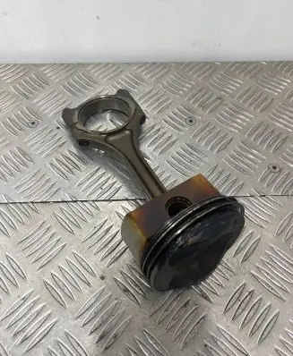 Audi A8 S8 D4 4H Piston with connecting rod 079BG 079B
