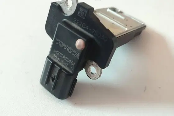 Toyota C-HR I Mass air flow meter 2220475030