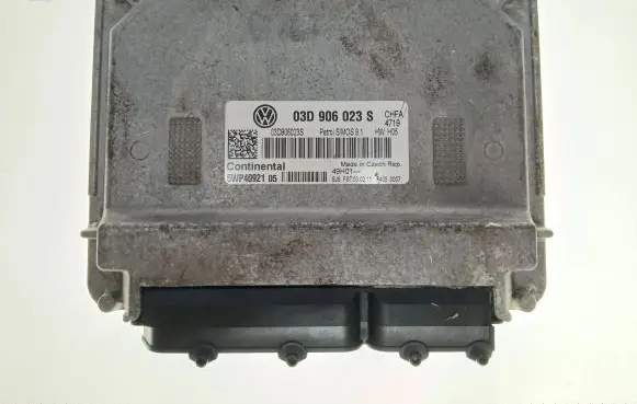 Volkswagen Fox Engine control unit/module 03D906023S 5WP4092105