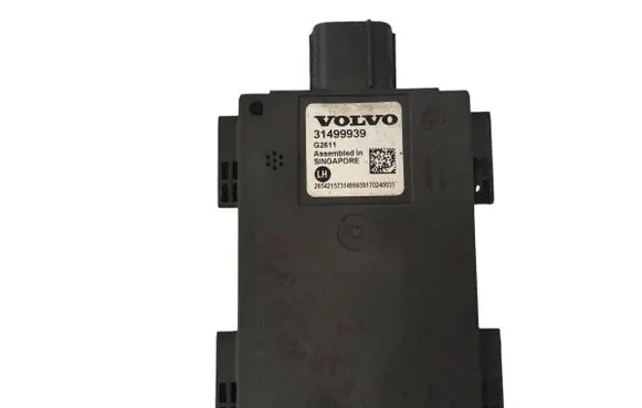 Volvo S90, V90 Distronic sensor radar 31499939 G2611