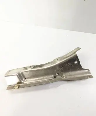 BMW 5 F10 F11 Heat shield in engine bay 7185203