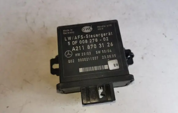 Mercedes-Benz E W211 Light module LCM A2118703126