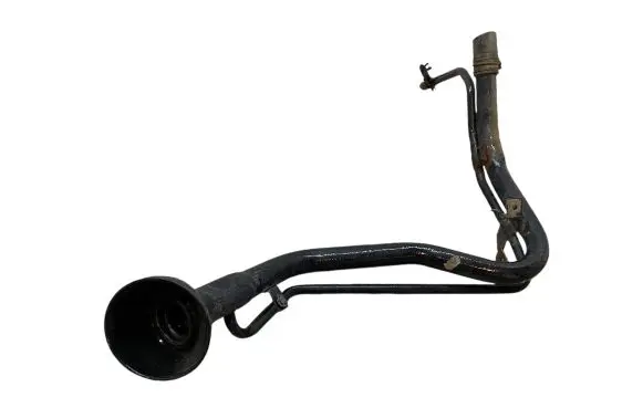Nissan Qashqai Fuel tank filler neck pipe 