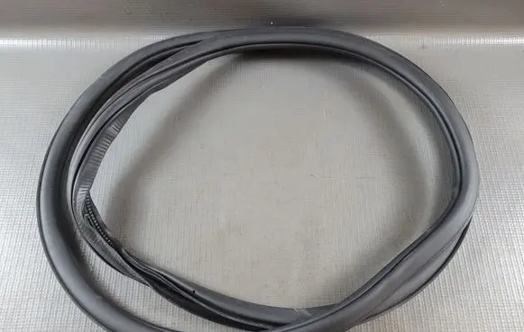 Audi Q4 e-tron Rear door rubber seal (on body) 89A833722