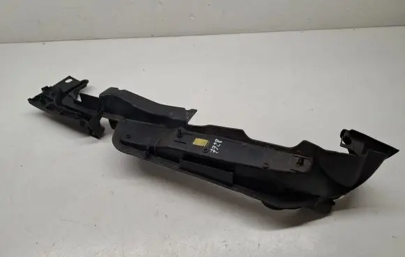 Audi A5 Fender end trim 8W6821169C