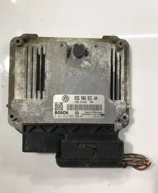 Volkswagen PASSAT B6 Engine control unit/module 03G906021AN 0281012085
