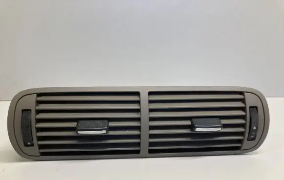 Audi A3 S3 8L Dash center air vent grill