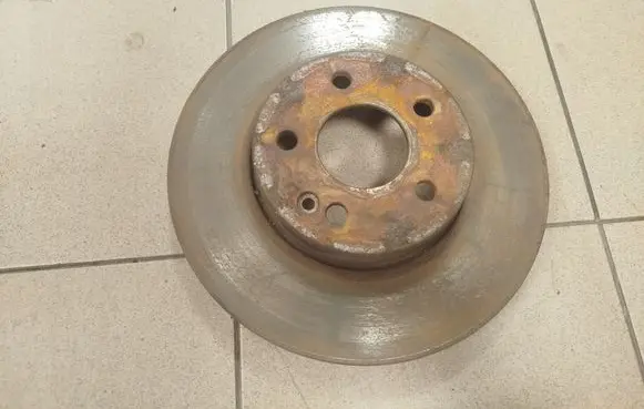 Mercedes-Benz Vito Viano W639 Front brake disc