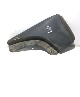 Volvo XC70 Rear mudguard 8662748