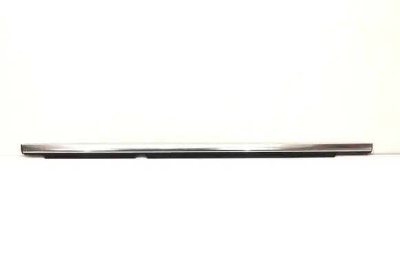 Mercedes-Benz GLK (X204) Loading door glass trim molding 