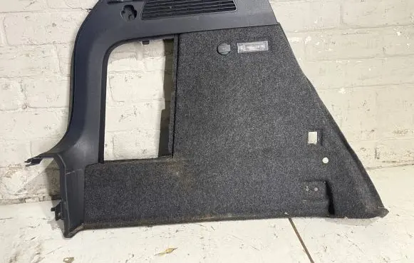 Volkswagen Tiguan Trunk/boot side trim panel 5N0867427AE