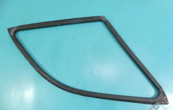 Mercedes-Benz ML W163 Rubber seal rear door A1636700739 IMPRK1300555