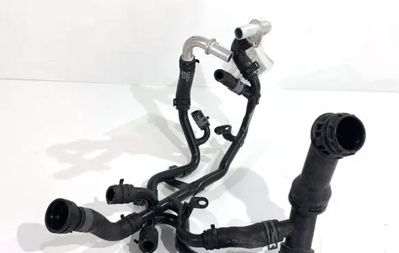 Audi A4 S4 B9 Engine coolant pipe/hose 04L122157CA