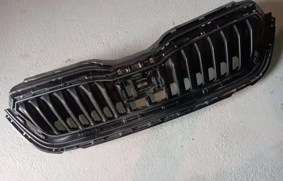 Skoda Scala Front grill 657853653a