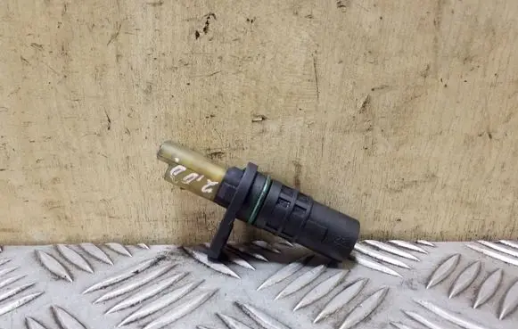 Nissan Qashqai Crankshaft position sensor 8200668500