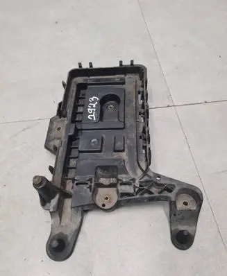 Skoda Superb B6 (3T) Battery tray 1K0915333