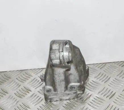 Mercedes-Benz ML W164 Engine mounting bracket A6422231004