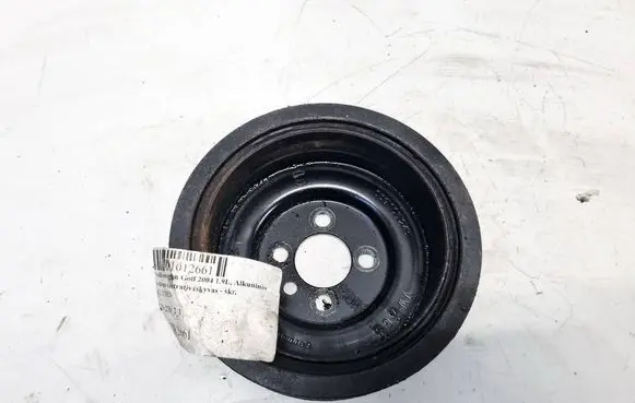 Volkswagen Golf V Crankshaft pulley 03G105243