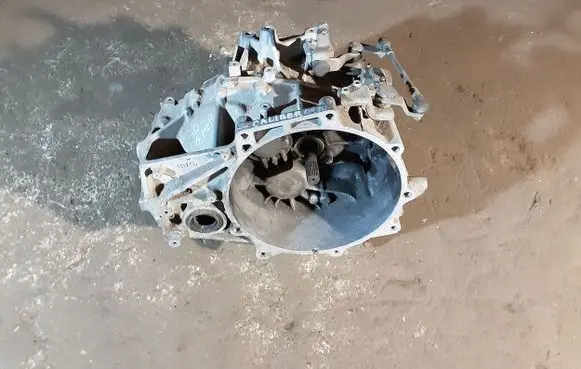 Dodge Caliber Manual 6 speed gearbox P05273355AD TJA072600025 KN9D
