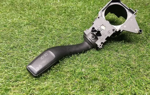 Audi A4 S4 B6 8E 8H Indicator stalk 8E0953513