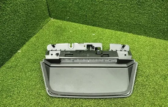 Renault Arkana Third/center stoplight 265958992D 242546771R
