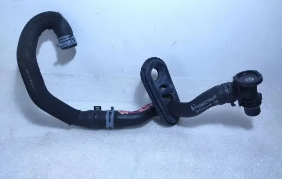 Audi A8 S8 D4 4H Engine coolant pipe/hose 4H0819345D 4H1819373E W767