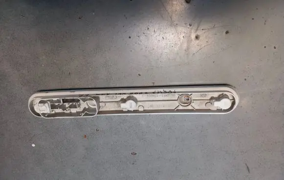 Ford Focus Tail light bulb cover holder 4M5113N004C