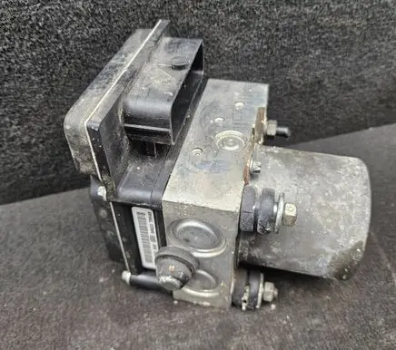 Audi A6 S6 C6 4F ABS Pump 4F0910517AK 4F0614517AT