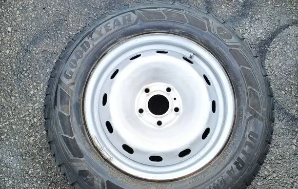 Opel Vivaro R16 spare wheel 
