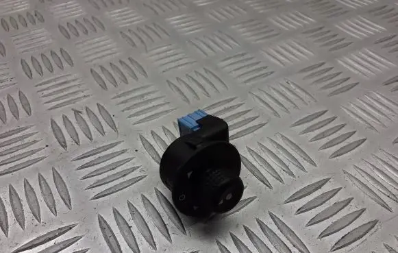 Citroen C3 Pluriel Wing mirror switch