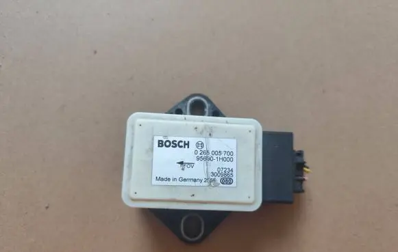 KIA Ceed ESP acceleration yaw rate sensor 0265005700 3009865 956901H000