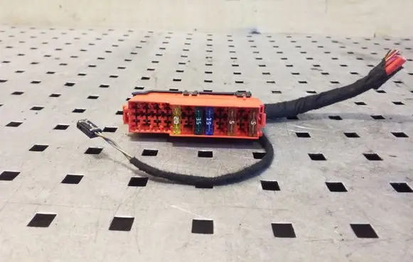 Audi Q7 4L Fuse module 8K0941824B