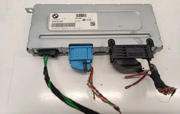 BMW 5 F10 F11 Gateway control module 9244262