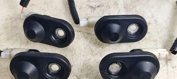Lexus IS 220D-250-350 Loading door sensor 