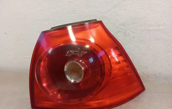 Volkswagen Golf V Rear/tail lights 1K6945096AC 89031823