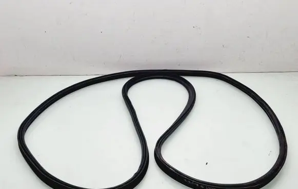 Peugeot Partner Trunk rubber seal (body) 