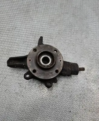 Peugeot 308 Front wheel hub spindle knuckle