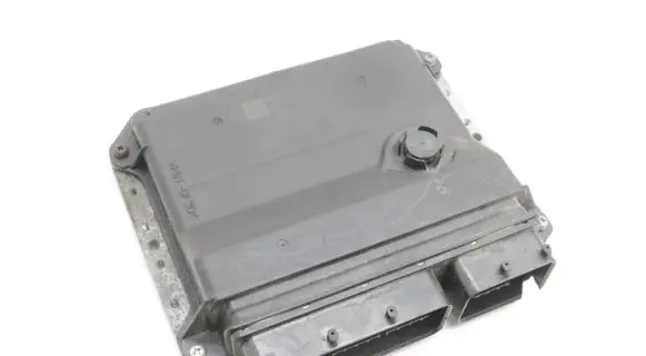 Toyota RAV 4 (XA40) Engine control unit/module 8966142J60