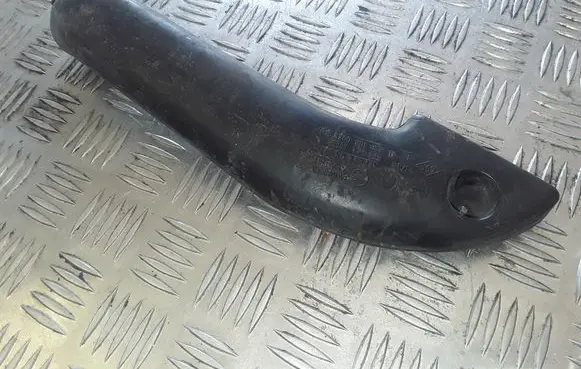 Renault Megane II Air intake duct part 8200231857
