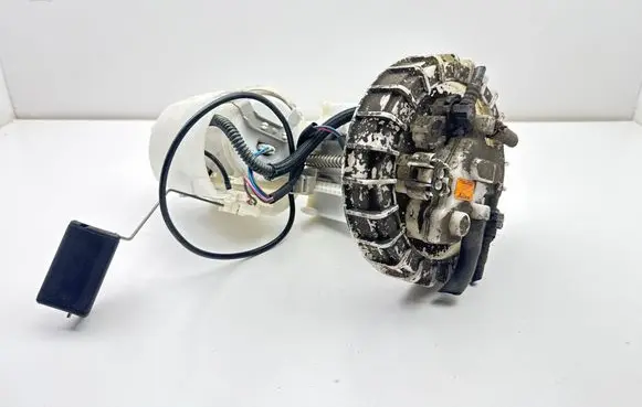 Lexus CT 200H In-tank fuel pump 7702047092
