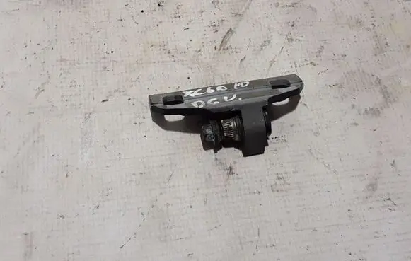 Volvo XC60 Rear door upper hinge 31218727