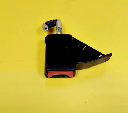 Mercedes-Benz CLK A208 C208 Rear seatbelt buckle 2088601769