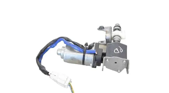 BMW 5 F10 F11 Seat adjustment motor 130814