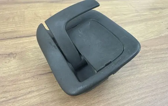 Volvo XC70 Engine bonnet (hood) release handle 