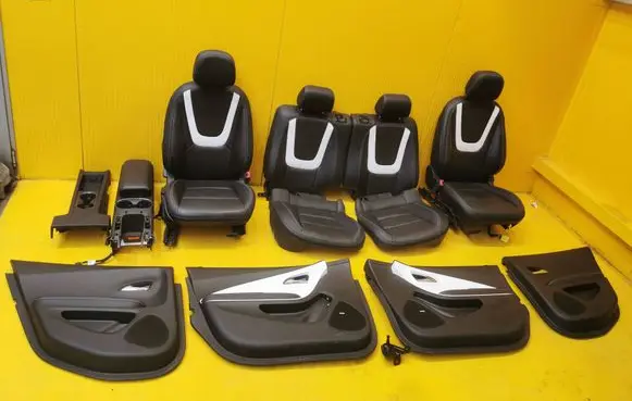 Chevrolet Volt I Seat and door cards trim set 